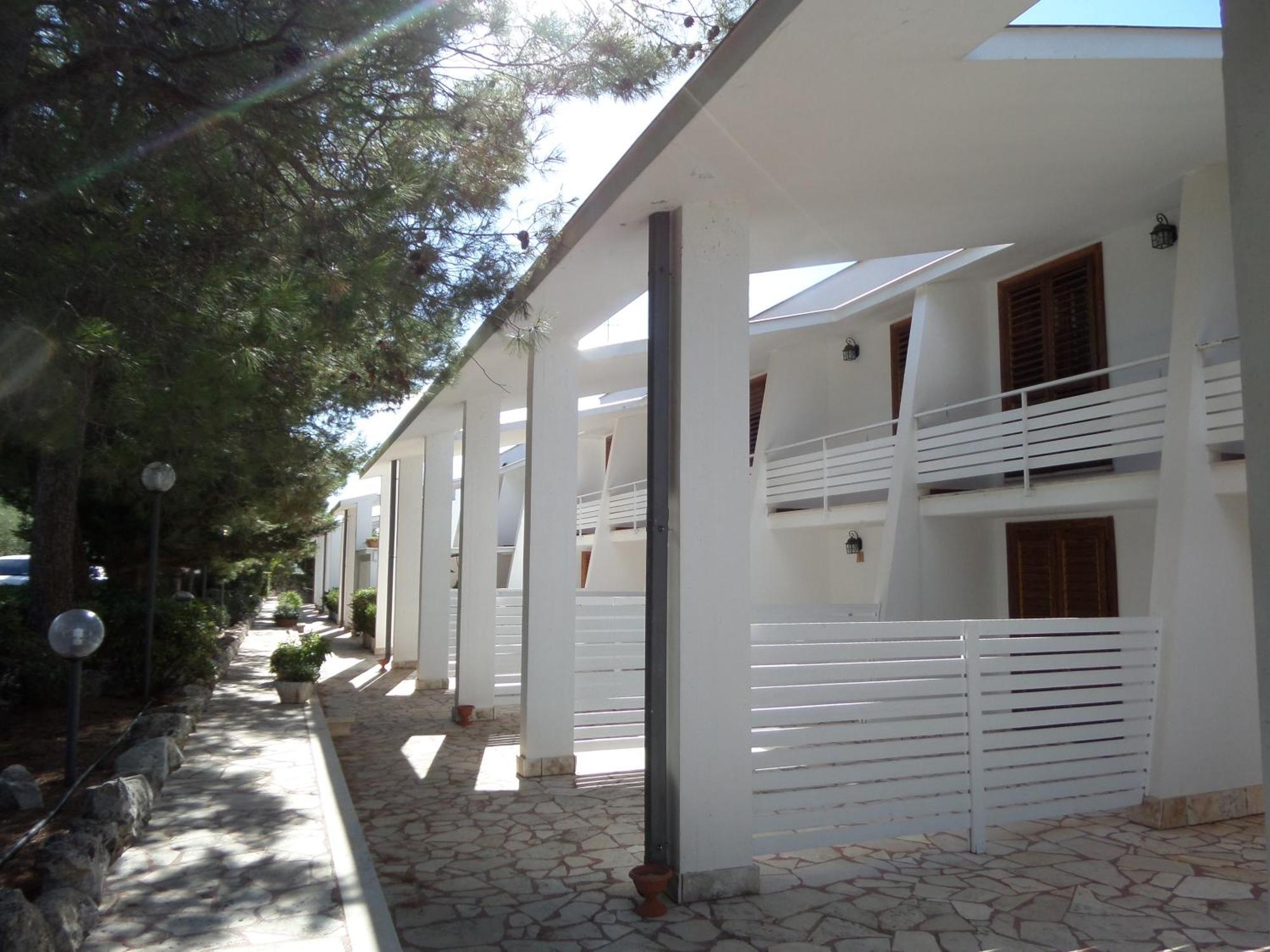 Raggio Di Sole Aparthotel Alberobello Exterior photo