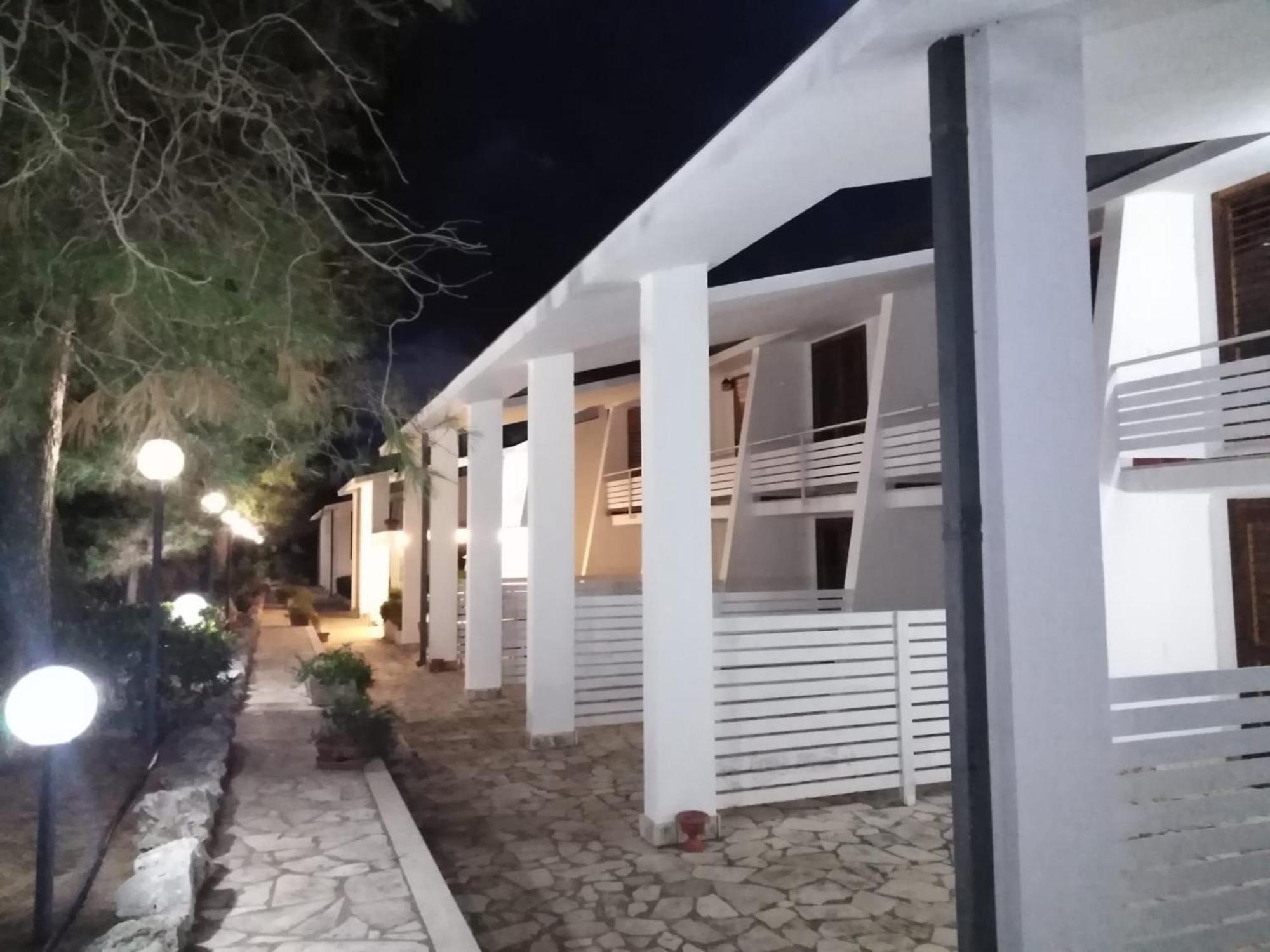 Raggio Di Sole Aparthotel Alberobello Exterior photo