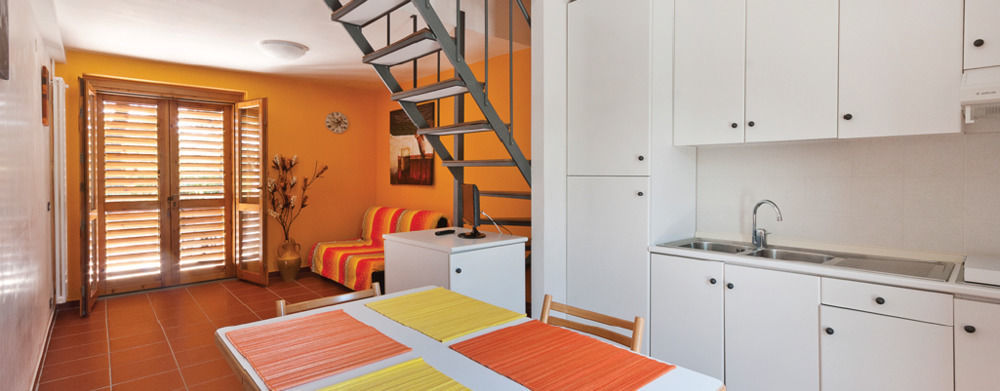 Raggio Di Sole Aparthotel Alberobello Exterior photo